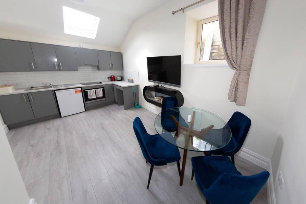 Unit 4 Tranquil Harbourside Retreat- Central Location Cobh Exterior foto